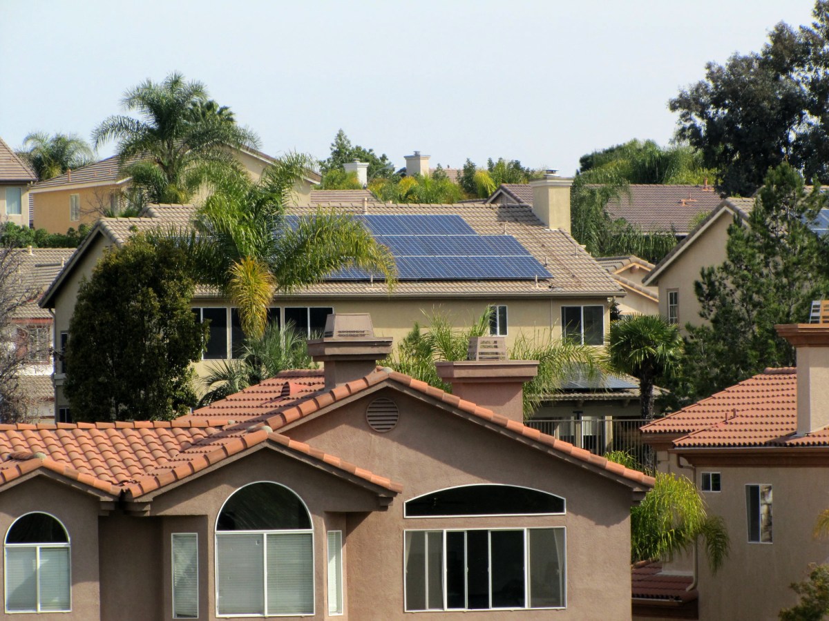 California could cut utility bills with distributed energy. Why isn’t it?